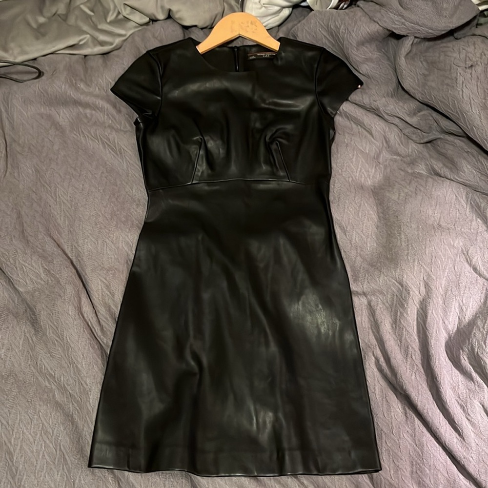 Zara vegan leather oh so mini minidress xs beyond seductive!